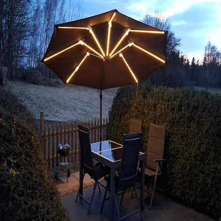 Freistehendes Haus Mit Ofen, Terrasse Und Garten *